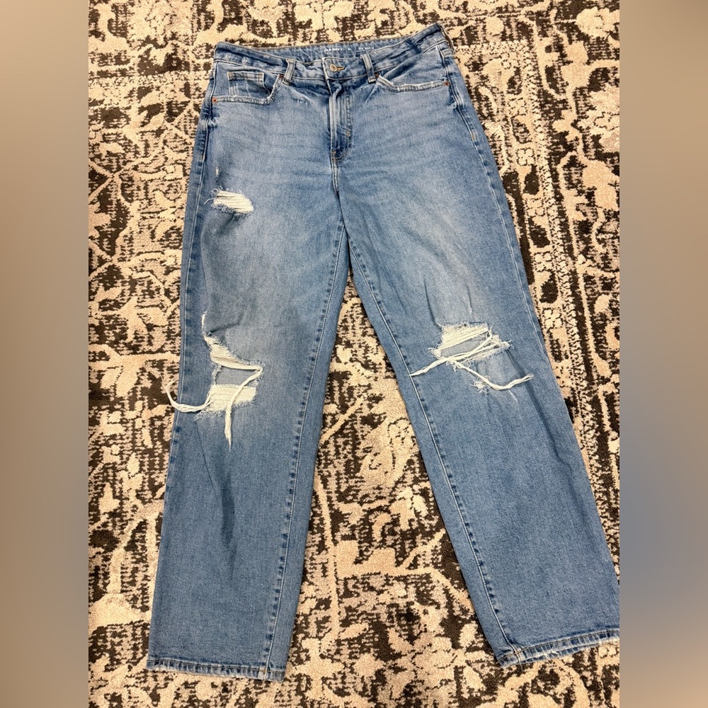 Old Navy Light Blue Distressed Straight Leg Jeans